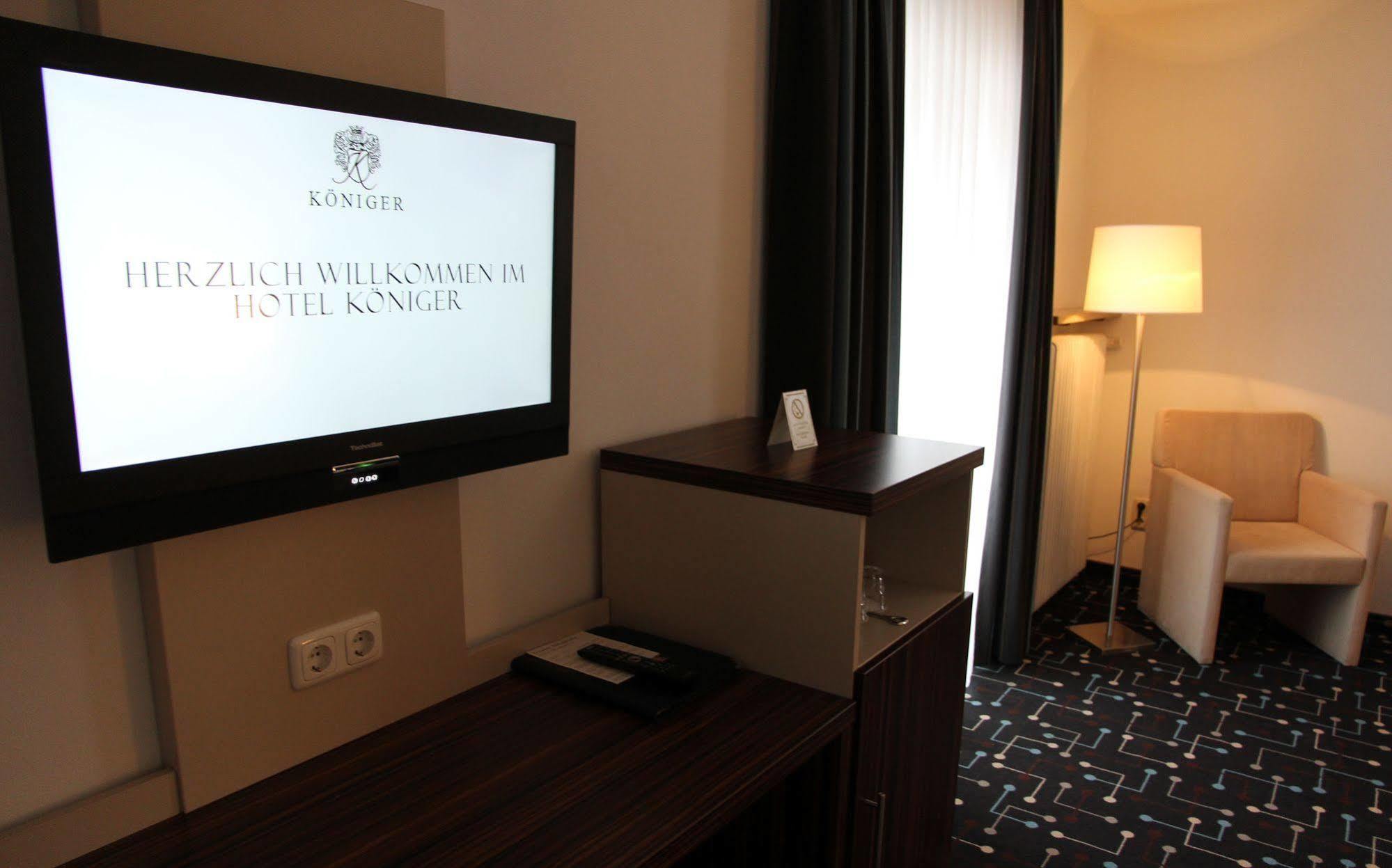 Hotel Koeniger Pliening Kültér fotó